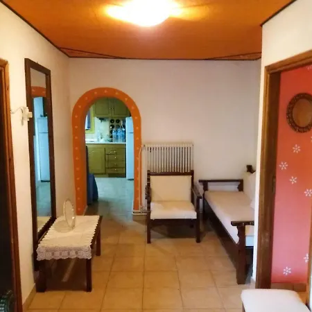 Proias 7km From Meteora!at Village Vlachava קאלאבאקה